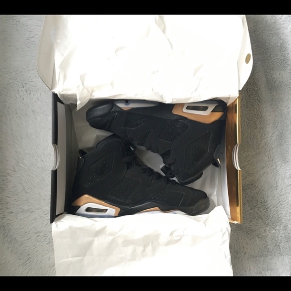 Air Jordan Retro 6 DMP. Grade school 4 - Picture 2 of 5